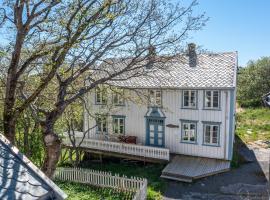 Lofoten Budget Hostel, hostel in Å