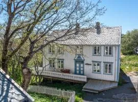 Lofoten Budget Hostel
