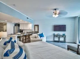 East Pass Towers 111 - Fabulous Studio on Holiday Isle