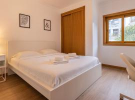 3 Bedroom Oeiras Wonder W/ Balcony by LovelyStay – hotel w mieście Oeiras