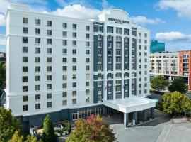 SpringHill Suites by Marriott Atlanta Buckhead، فندق في باكهيد - نورث أتلانتا، أتلانتا