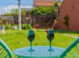 Casita con parque Pet Friendly a 2 cuadras de la playa