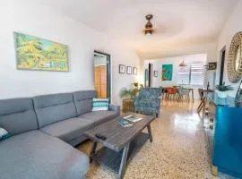 Coral Casa just one block from the beach