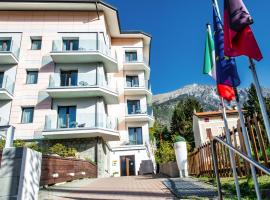 Hotel Au Soleil – hotel w mieście Saint Vincent