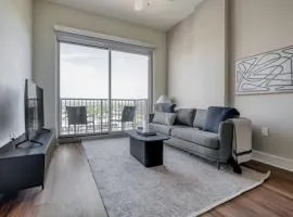 Downtown 1br w gym wd pool nr Capitol ATX-75
