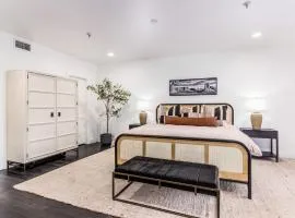 Live Above Shops and Restaurants in Oldtown Scottsdale