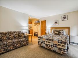 Cedarbrook Queen Studio 107, hotel en Killington