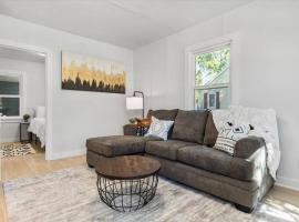 216: Lovely 1 bedroom close to amenities!, hotel en Billings