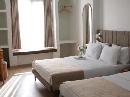 Meshk Airport Hotel, hotel Arnavutköy városában