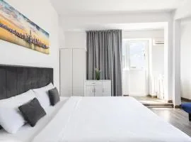 Downtown Victoria Apartments By CityBookings
