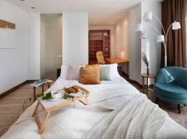 Central House Riverside Studio