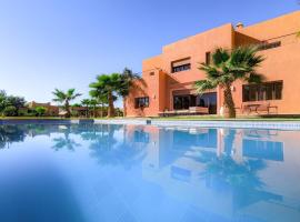 Villa Marrakech Jannate louise, hotel com estacionamento em Marrakech