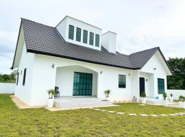 Lini Villa Homestay l Terengganu, hótel í Bukit Payong