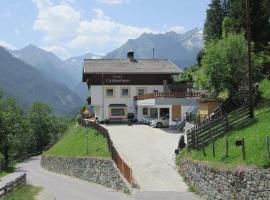 Ferienhaus Fichtenheim, ski resort in Prägraten am Großvenediger
