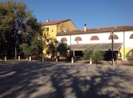 Agriturismo La Rasdora, hotel v destinaci Porto Mantovano