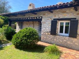 Villa a 2mn de la plage, ξενοδοχείο σε Saint-Georges-de-Didonne