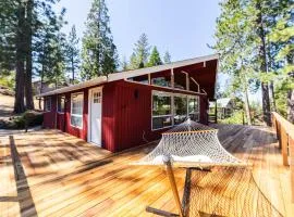 The Alice Cabin - Pet Friendly with Large Deck home