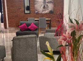 CASA CON JACUZZI CENTRO PEREIRA，佩雷拉的Villa