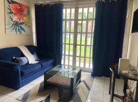 Firefly at Sandcastle, Ferienwohnung mit Hotelservice in Ocho Rios