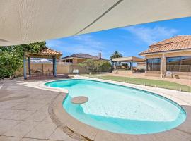 Fun In The Sun Pool Bliss, Ocean Views, Bbq Gril, pet-friendly hotel in Coogee