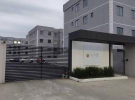 AP Completo NOVO, com Ar condicionado, internet rápida e Garagem privativa – apartament w mieście Paranaguá