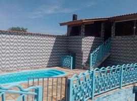 Casa com piscina, hotel di Mairiporã