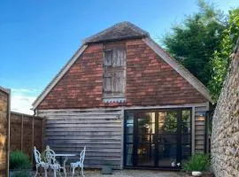 The Barn by the beach at The Well House, Climping