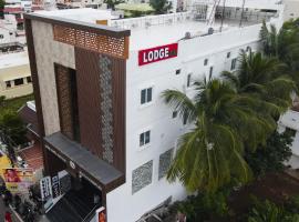 New Thai Residency, hotel em Dhārāpuram