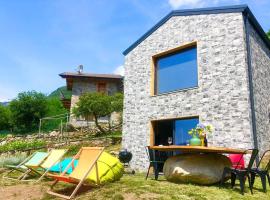 Cottage Orsola by KlabHouse, hotel v mestu Bugiallo