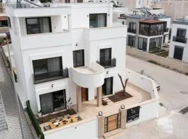 Luxury 4 Bedroom Villa with Private Pool 200m to Beach - Yeni Dünya Bodrum