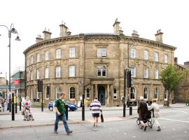 Rooms by Bistrot Pierre at The Crescent Inn, hotel in Ilkley