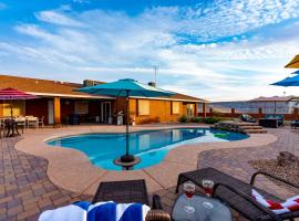 Got a Big Group Coming to Lake, hotel v destinaci Lake Havasu City