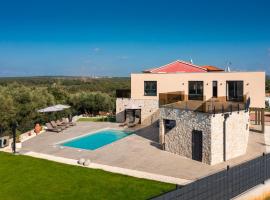 Villa Ava, hotel v destinaci Tar