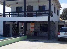 ALQUILO CASA AMOBLADA CON PISCINA, hotel con estacionamiento en ElMorro