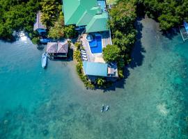 Edgewater Dive & Spa Resort, hotel en Puerto Galera