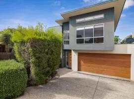 Anderson Central Torquay Townhouse