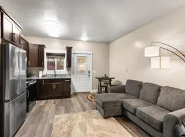 The Yellowstone Hideaway Unit C