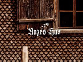 Naze`s Hus Mellau, hotel in Mellau