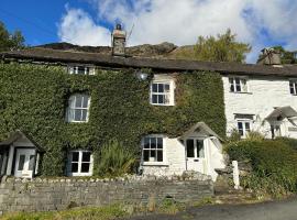 The Sheiling, Traditional Lakeland Cottage, Coniston, vacation home in Coniston