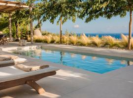 Spathes Suite Kefalonia, Romantic Private Escape with Infinity Pool & Sea Views, Cottage in Ratzakl&iacute;on
