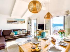 #40 Bright sea view suite for 6 2mins walk port & sea, leilighet i Villefranche-sur-Mer