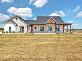 New Luxury Texas Farmhouse