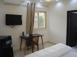 Villa 3 Studios, Ferienwohnung mit Hotelservice in Madinat as-Sadis min Uktubar