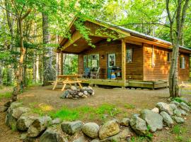 Mersey River Chalets a nature retreat, cottage in Caledonia