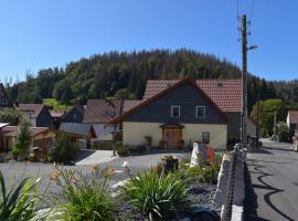 Ferienhaus Chalet zur Werraquelle, дом для отпуска в городе Массерберг