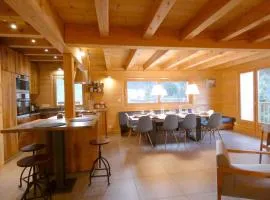 Chalet haut de gamme, 13 personnes, 5 chambres - CH30