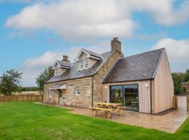 Coldwells Farmhouse, place to stay in Dalkeith