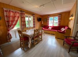 Chalet proche des commerces, 6 personnes, 2 chambres - CH16: Beaufort şehrinde bir otel