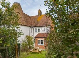 Hearts Delight Cottage by Bloom Stays