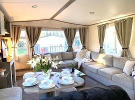 Short escape within Billing Aquadrome, glamping site in Northampton